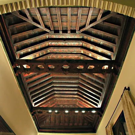 Casa Morisca 3*