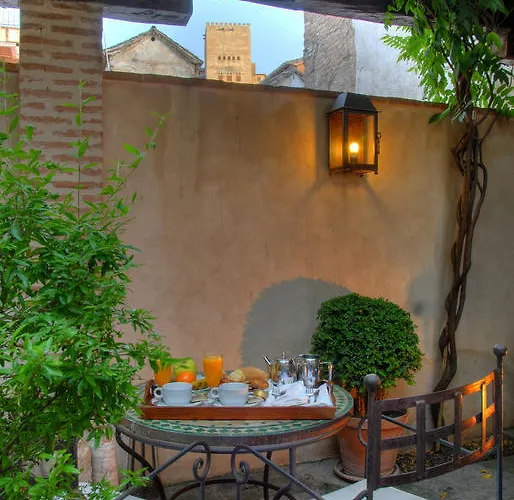 Hotell Casa Morisca 3*