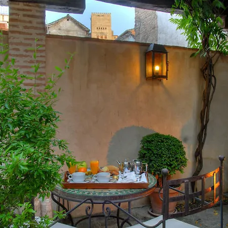 Hotel Casa Morisca 3*